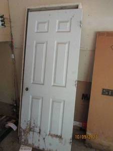 lot 484 image: 32 Insulated exterior door with fr...