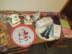 lot 301 image: Assortment of ceramic light up Christmas decor