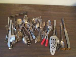 lot 307 image: Variety of flatware and other kitchen items
