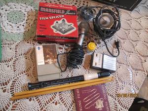 lot 365 image: Box of Vintage electronics and musi...