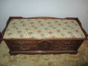 lot 382 image: Solid wood Entry bench with padded ...