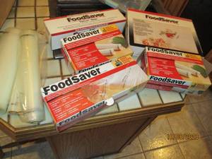 lot 399 image: Assortment of food saver vacuum bag...