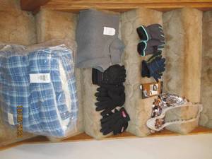 lot 402 image: Assortment of gloves, and knitted a...