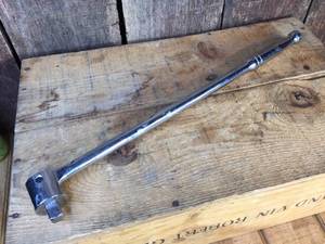 lot 30 image: 12 Dr Break Bar