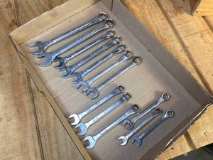 lot 38 image: S-K Combination Wrenches SAE