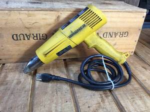 lot 51 image: Wagner HT3500 2 Spd Variable Temp Heat Gun
