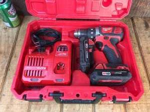 lot 63 image: Milwaukee M18 Cordless 12 DrillDriver