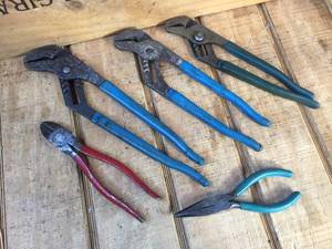 lot 80 image: 5 Channel Lock Tools