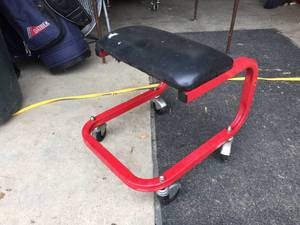 lot 112 image: Rolling Shop Stool