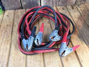 lot 113 image: 20Ft Heavy Duty Jumper Cables