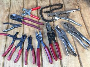 lot 121 image: Automotive Type Pliers - Cutters - Grips - Tools