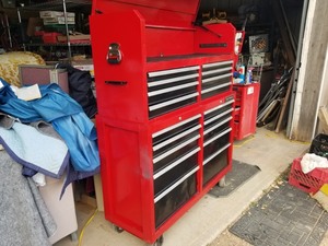 lot 1 image: Craftsman 18 Drawer Rolling Tool Cabinet