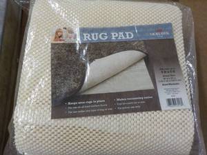 lot 40 image: Mohawk 5 ft x 8 ft Rug Pad...