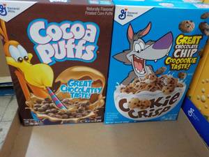lot 95 image: 6 ct - 3 each Cocoa Puffs and Cooki...