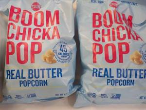 lot 117 image: 2 - 4.4 oz Bags Boom Chicka Pop Rea...