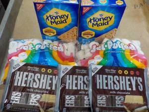 lot 137 image: Smores Kit  2 Each- Graham Cracker...
