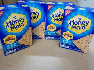 lot 148 image: 4 Boxes Honey Maid Graham Crackers ...