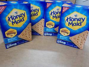 lot 149 image: 4 Boxes Honey Maid Graham Crackers ...