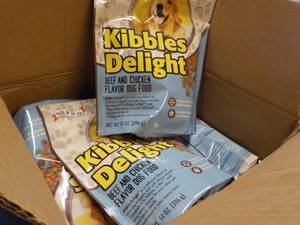 lot 233 image: 10 - 14 oz Bags Kibbles Delight Dog...