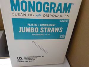 lot 241 image: 5000 Plastic Translucent Jumbo Stra...