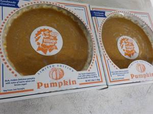 lot 282 image: 2 - 2.5 lb. Frozen Pumpkin Pie- jus...