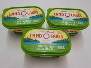lot 299 image: 3 - 24 oz Frozen Land O Lakes Light...