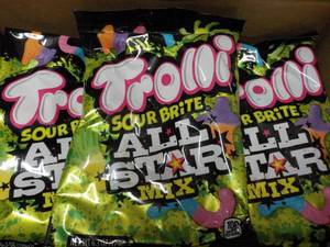 lot 376 image: 16 Trolli Sour Brite All Star Mix 6...