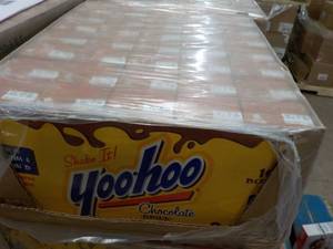lot 447 image: Yoo-hoo 40 Pack Chocolate Drink - n...