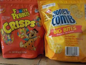 lot 482 image: 2 Post Honey Comb and 6 Fruity Pebb...