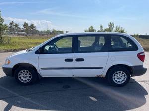 lot 27A image: 2002 Chrysler Voyager EC - 2 OWNERS