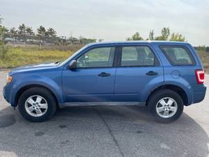 lot 22B image: 2009 Ford Escape XLS