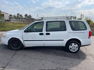 lot 18G image: 2007 Chevrolet Uplander Cargo - 1 OWNER - 41,680 MILES