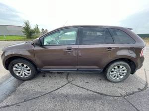 lot 17M image: 2010 Ford Edge SEL - AWD