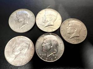 5 Kennedy Half Dollars 40% Silver