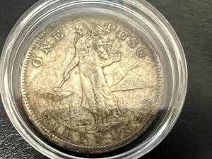 1909 US One Peso Silver Coin Filipinas