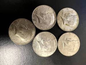 5 Kennedy Half Dollars 40% Silver