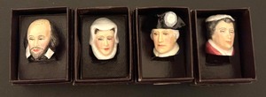 lot 23 image: Four Vintage Staffordshire Collectible Character Thimbles