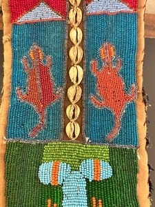 lot 22 image: Vintage Handcrafted Nigerian Yoruba Belt