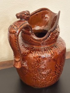lot 18 image: Vintage Rockingham Pottery Pitcher