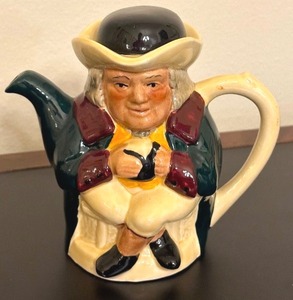 lot 16 image: Vintage English Staffordshire Character Pitcher