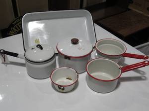 Vintage Enamel Pots & Baking Pan