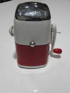 Vintage 50s Ice-o-mat - ice crusher