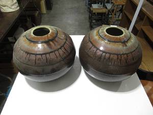Set of 2 Decorative Vases