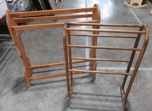 Pair of Quilt StandsBlanket Racks