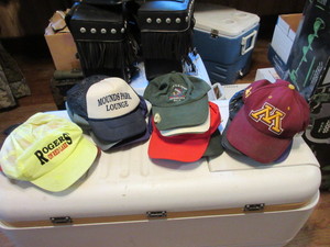 lot 215 image: ASSORTED MENS CAPS