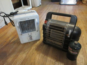 lot 143 image: PORTABLE HEATERS