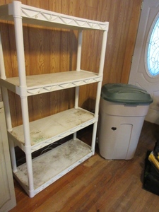 lot 148 image: PLASTIC SHELVING AND GARBAGE CAN