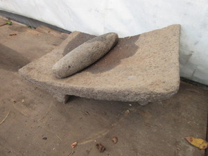 lot 198 image: ZEN STONE GARDEN ORNAMENT