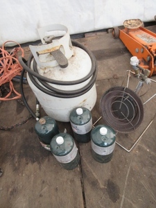 lot 199 image: PROPANE HEATER, TANK AND CYLINDERS
