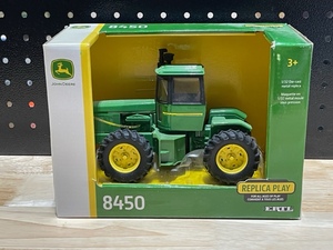 ERTL John Deere 8450 Die Cast Tractor